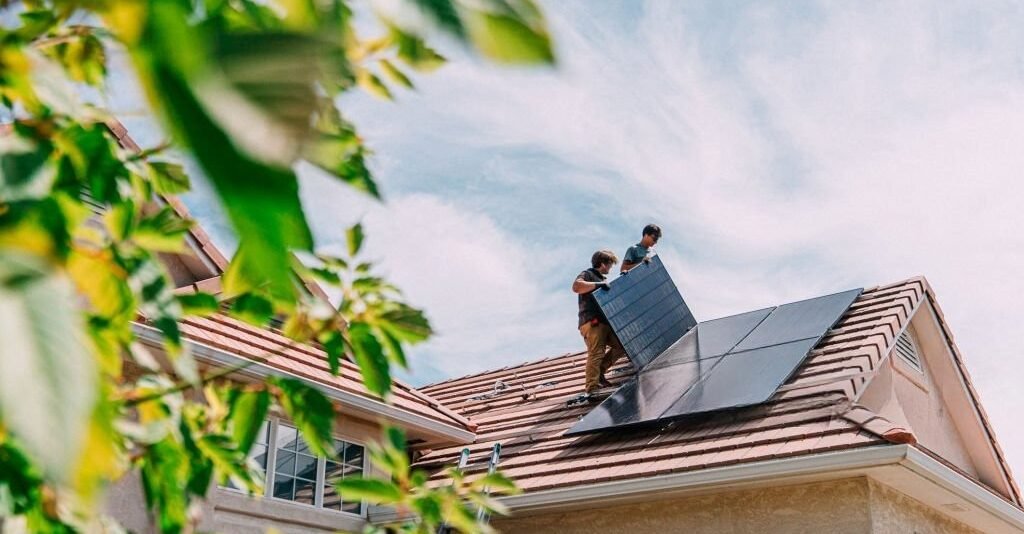 cost of solar panels for a 2000 sq ft home