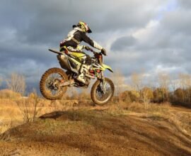 are dirt bikes legal on the street
